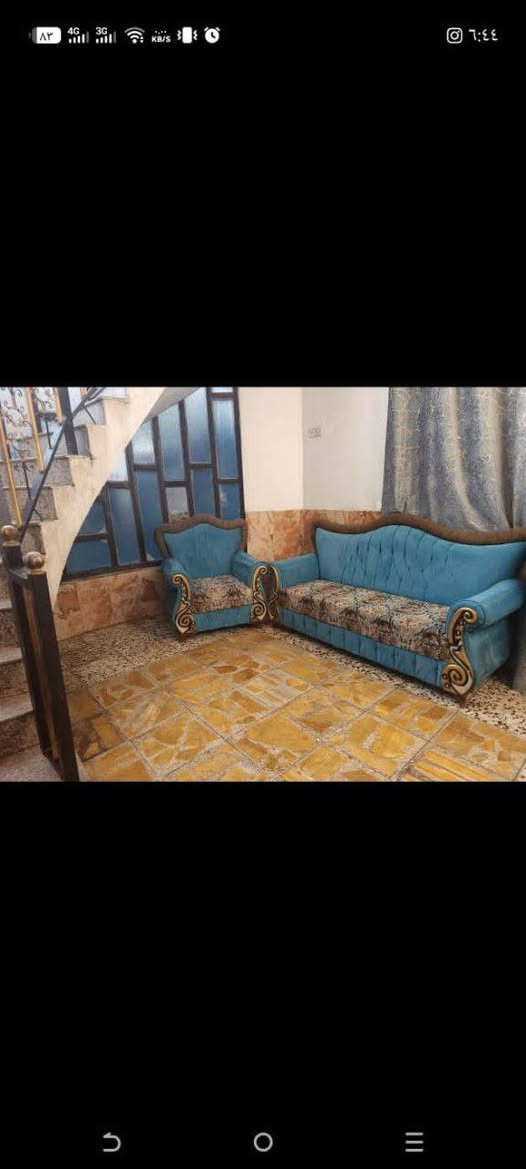 #عرض_دار_للـبـيـع 
دار سكن للبيع مساحته ( 144 م ) واجه ( 12 م * 12 م )
طابقين بناء حديث  طابوق 🧱 
وكما مبين بالصور ومقاطع الفيديو
العنوان : بغداد- ابو غريب- خرنابات- قرب أسواق العبودين
السعر 135 مليون وبي مجال للشراء الجاد 
للأستفسار أكثر يرجى الاتصال على الارقام التاليه: 
***********
***********
