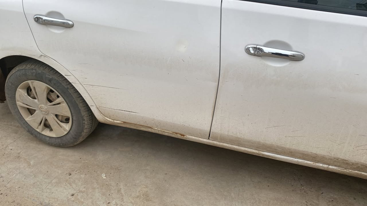 سني موديل ٢٠ للبيع ماشية ٦٢٠٠٠ كيلو جاملغ السايق صبغ بدون دواخل وطخة بالدوسة موضح بالصور السعر ١١٠  وبيها مجال .. الاتصال بالرقم *********** واتساب
