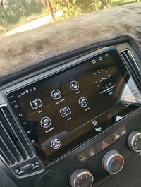للبيع شاشه شغاله ونضيفه قيم باليرضي الله 07758978294 07817235273