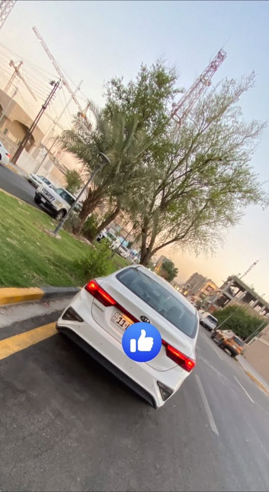 سيراتو خليجي 2021رقم بغداد  بدون صبغ ماشيه73 سلايد اشاره بل مري مري شفط تبريد خلفي قطعتين حساس خلفي محرك 1600 سعر155 رقم ***********

