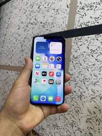 لبيع فقط  13 برو ماكس  جهاز نظيف وشرط ما مفتوح وحاسبة نورمال بدون غراض...