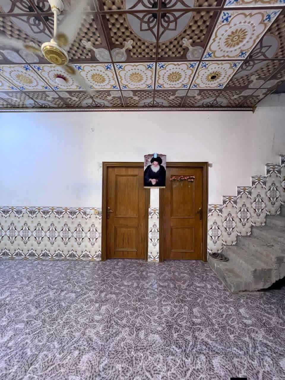 هذا البيت لايفوتك سعر مناسب جداً
ملك صرف زراعي عراقي نموذج 25
المكاتبة مع صاحب الأرض مباشر 
……………
#المساحة :: 200م 
#العنوان.
إبي الخصيب - العوجة / يقرب 150م عن سايدين العوجة
……………
#يحتوي :: كراج . سقيفة على الكراج . صحيات خارجية
حديقة واسعة . للبيت #ثلاث_مداخل :: مدخل صالة
مدخل أستقبال . مدخل للمطبخ . منور محيط بالبيت
……………
أستقبال . مطبخ . صالة . غرفتين منام . درج .
صحيات داخلية
…………..
البناء 2023 / حديث كونكريت .
………….
#السعر_المطلوب :: 78 مليون وبي مجال بسيط
…………
#للأستفسار ::: ***********4
