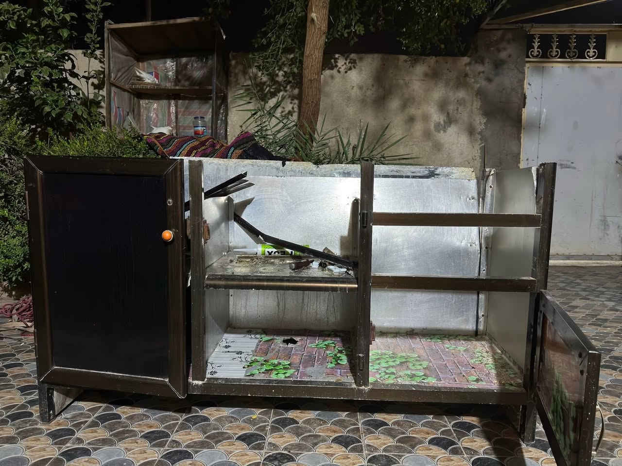 مستعدون لتصليح كافة الكاونترات
للتفاصيل ارسل صورة كاونترك خاص او واتس اب 

***********
