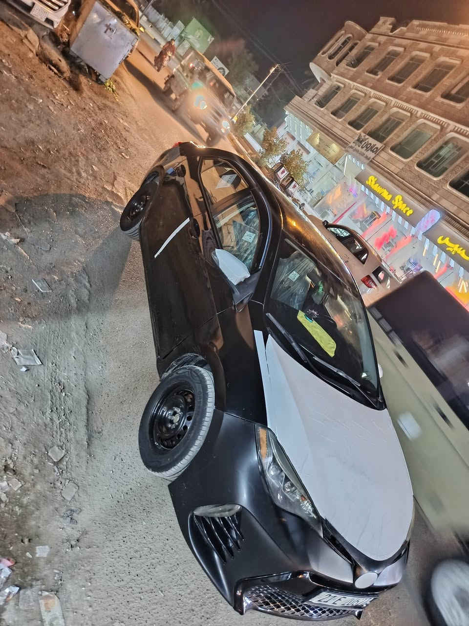 حياكم الله متابعينا الكرام تويوتا كورلا  للبيع   موديل 2018 sE وارد امريكي رقم سليمانية دولي سنوية  بأسمي  والهزة  جديدة  لوحات  جديدة   سنوية  مجدد  بسمي شخصياا   سيارة بيه قطعتين صبغ بدون دواخل حتى السونار موجود سيارة جديدة بمعنى الكلمة  كير محرك عالشرط محرك ممفتوح رادار موجود  سعرة    123 ورقة بي  مجال بسيط للشراي مال حك جية  يمي عين غطة عين افراش اخدمك شراي يخابرني بيك خير   مكاني واسط صوير اوتدلل لان ممتواجد عالفيس  *********** /***********
