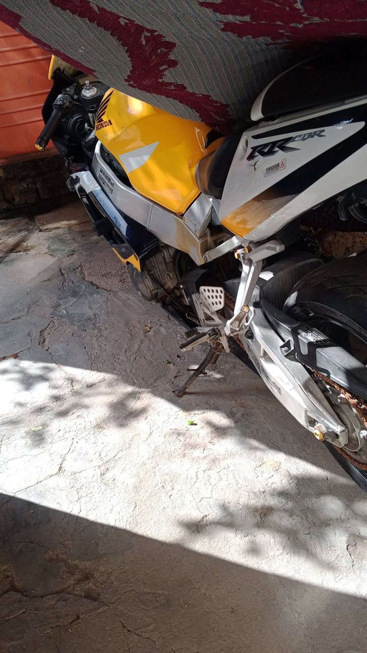 سلام عليكم دراجه سيبي ار كفاله عامه مكان البصره السعر ١٥ورقه وبيه مجال للشراي سمتعجل  بيعتها


**إذا كنت صاحب هذا الإعلان وتريد حذفه لأي سبب، رجاءا أرسل رسالة إلى الدعم الفني**