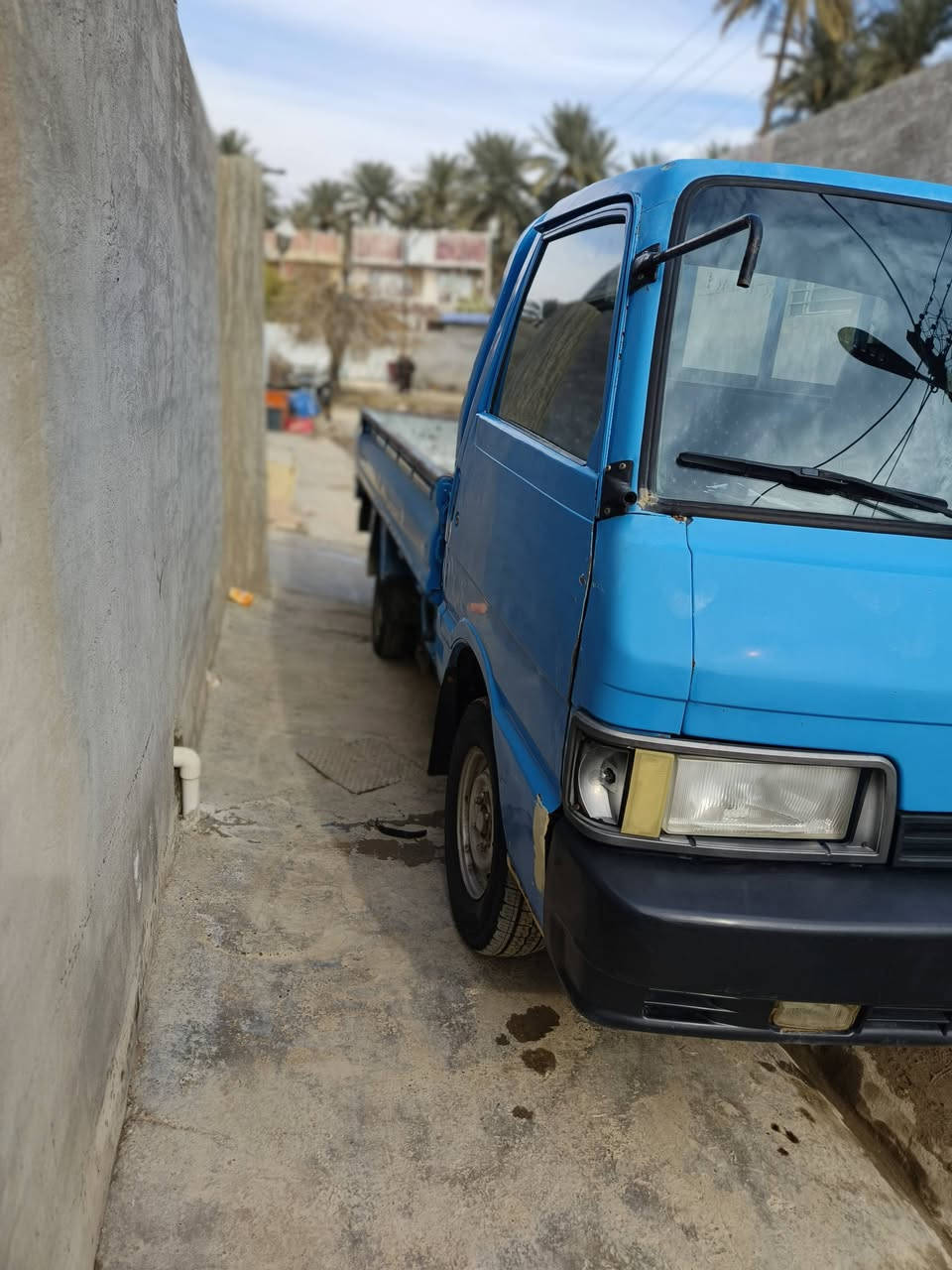 سلام عليكم كيه بنكو لبيع مديل 93 سنويه 28 أرقام جداد بس بعدهن ما مستلمهن عندي وكاله عامه بسمي تخم تاير جديد مكينه كير حداديه نضيفه السعر ٤٤وبيها مجال ***********
