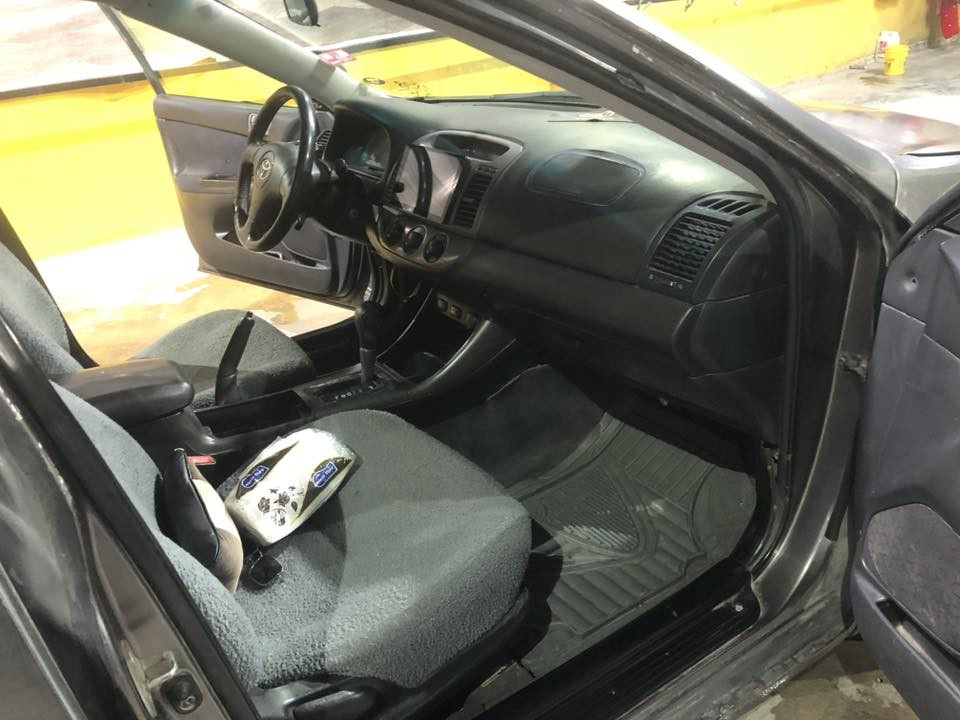 کامری ٢٠٠٢ کامل بۆیاخ سەنەوی بەسەر چووە ئۆتۆماتیک جام کارەبا کوشن کارەبا  نرخی ٦٠ گەڵاو مامەڵە 
0770 051 12 47
