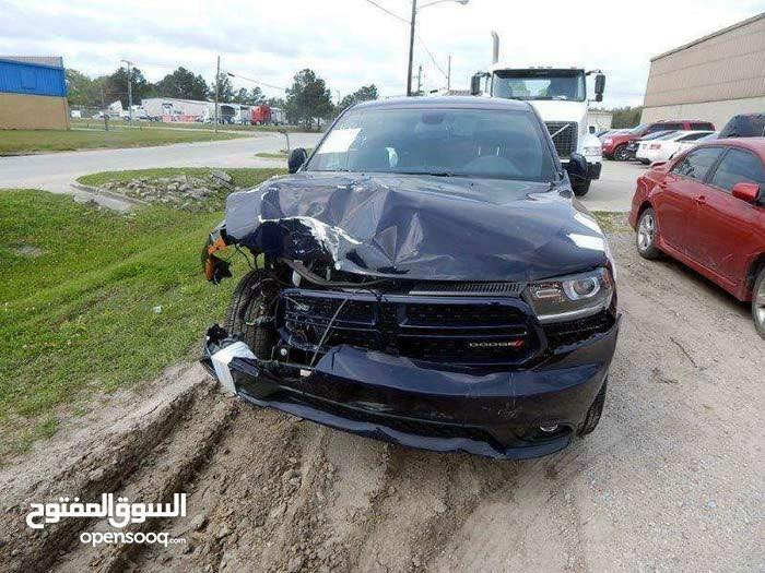 السلام عليكم
دورنكو 2014  ازرق سته سلندر سبعه راكب ضربتها بسيطه بدون دواخل بنيد وجاملغ البند مصبوغ والجاملغ الأمامي الايمن مصبوغ والجامع الأمامي الأيسر بي بارد فقط  مواصفات الجي تي غنيه عن التعريف شاشه جبيره شفتات خلفيه دبل كزوز نظام ترحيب تشغيل عن بعد تدفئه في الكشنات والاستيرن تبريد ما شاء الله السياره مكينه كير خير من الله ماشيه 146 الف كيلو مو ميل السياره مال بيت رقم بصره بأسمي السنويه نهاية سنه 2027 منظومه البانزين جديده عبوه وبلكات ونوزلات وراديتر كله جديد تخم تاير الصيني وكل التفاصيل مذكوره 
السعر 215 
مكاني ابي الخصيب حمدان 
الرقم ***********
