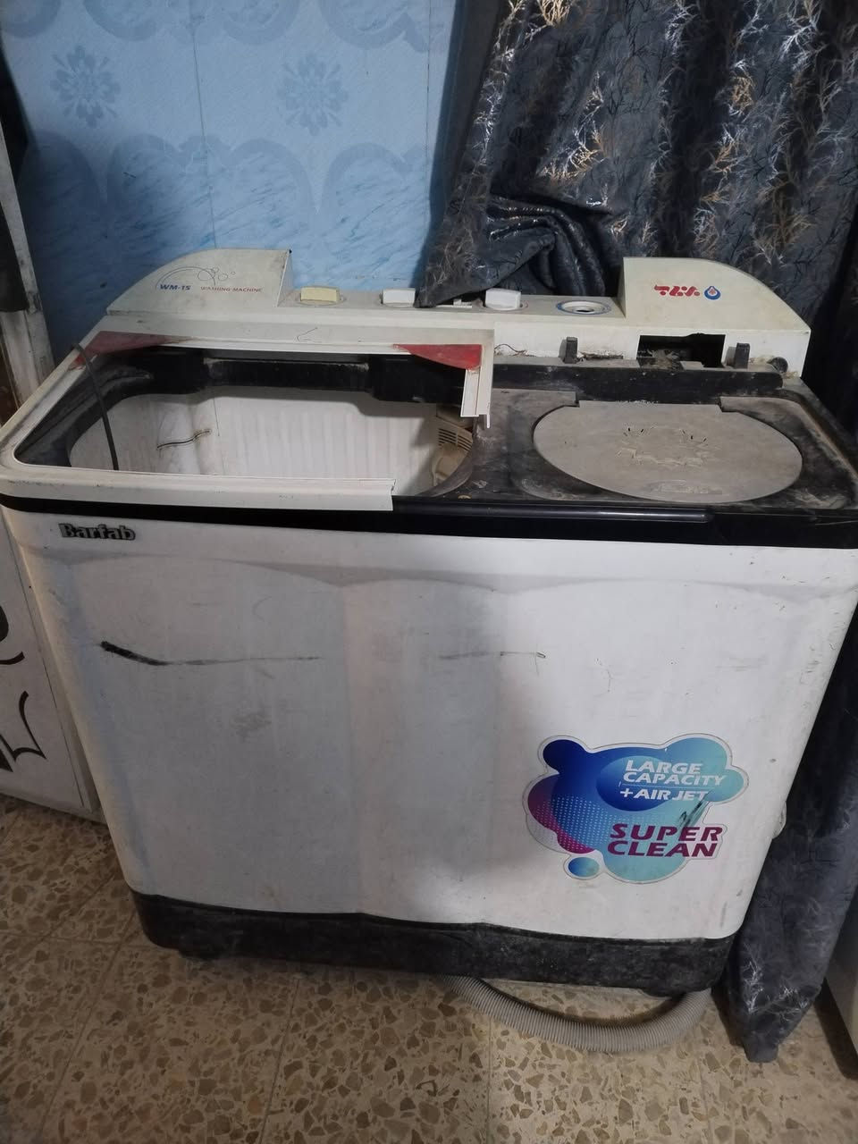 غساله شغاله ب٤٠
ثلاجه ثلج فوول ٧٥
طباخ شغال كله ب٥٠


**إذا كنت صاحب هذا الإعلان وتريد حذفه لأي سبب، رجاءا أرسل رسالة إلى الدعم الفني**