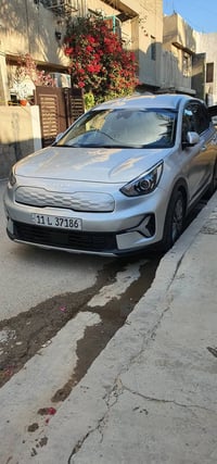 عندي كيا نيرو بلص خليجي موديل ٢٠٢٤ هايبرد بلكن بانزين رقم بغداد باسمي ...