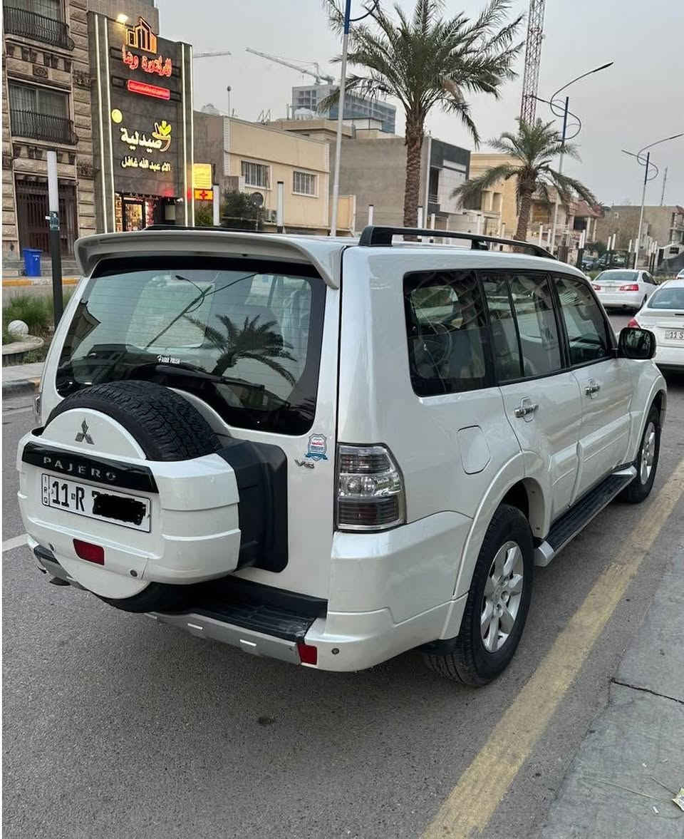 بدون حادث او خالي من الصبغ نضيفه من كل النواحي  صيانه قبل البيع دهن كير دهن محرك فلاتر كير ار محرك او فلاتر البانزين او خاليه من العيوب العنوان اليرموك للاستفسار *********** بغداد, العراق
