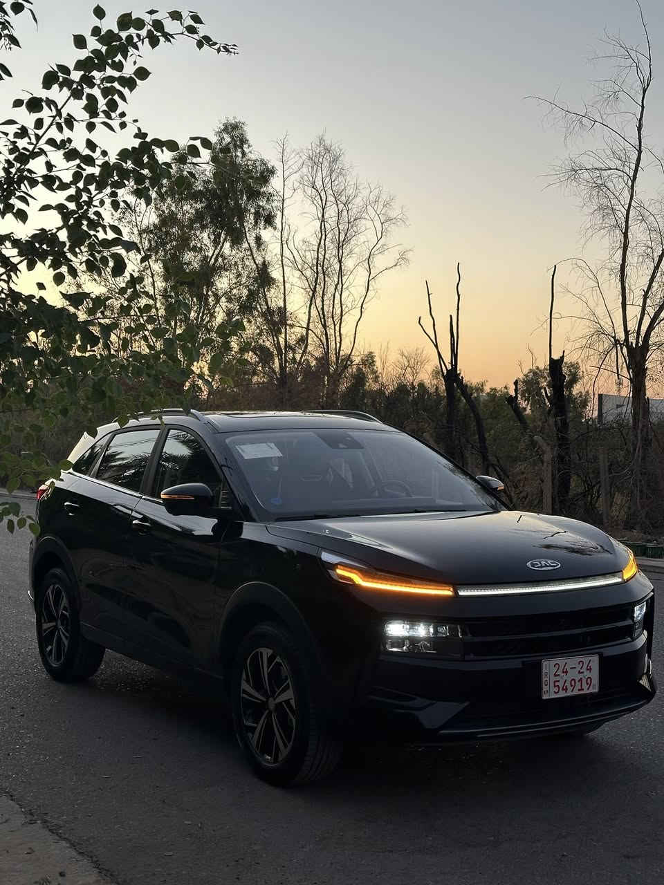 جاك JS6 حالياً مرقمة اربيل بإسمي موديل 2025 مواصفات لمتد 1/1 مزودة بأنظمة ذكية جداً ضمان شركة لمدة سنتين تبديل زيوت و فلاتر و ستة (6) سنوات او 200000 كم  سعرها 185 للاستفسار اتصل ***********  متوفر واتس آب و فايبر
