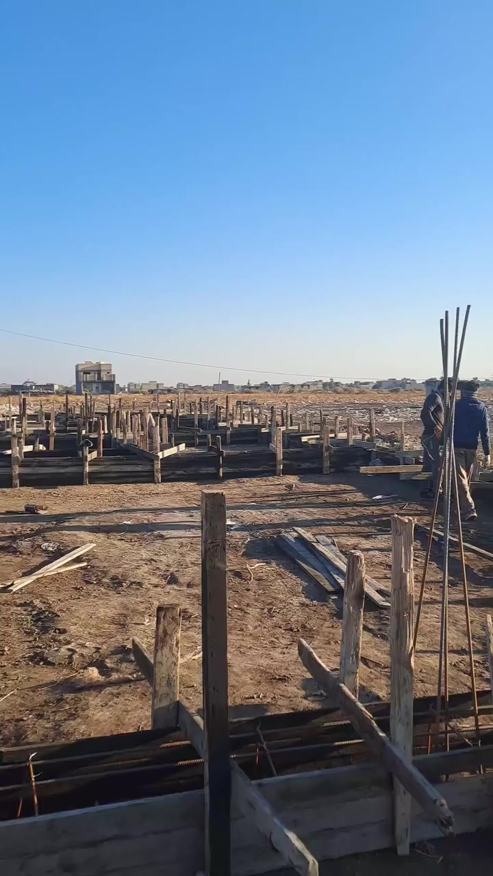 نحنو لسنئ الوحيدين ولاكن الافضل نجارة 🔨وتسليح
قالب كونكريت المنازل ولاعمدة 🗼🏗️بكافة الاحجام ديكورات مغربية 
رفتات رباطات ودوائر الدولة بادارة. ابو كيان 

👉👉استفار تفضل خاص.  او النتصال ***********👈
العنوان بغداد
