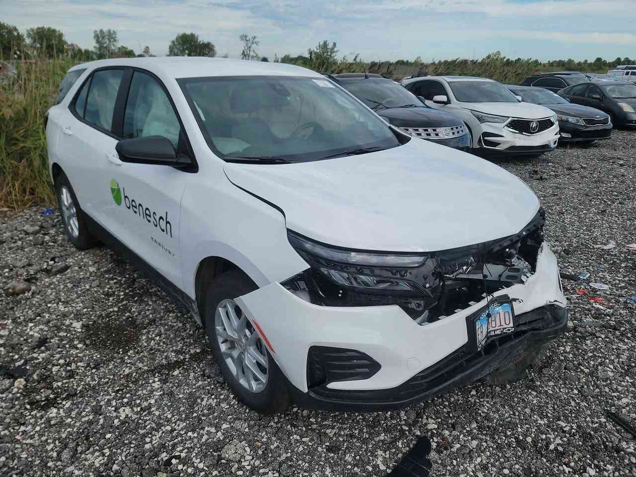 السلام عليكم
شوفرليت كونيكس 2024
فول موصفات عده الفتحه 

الموصفات 
1.5توربو 
تشغيل عن بعد 
هاند بريك كهربائي 
اوتو ستارت ستوب 

شاشه تدعم الابل كار بلي 
حادثة دعاميه اماميه 
وخشم البنيد فقط بار الباقي كفاله 
رقم فحص مؤقت 
سعر 174وبيه مجال 
عنواني حله مركز 
***********
***********
