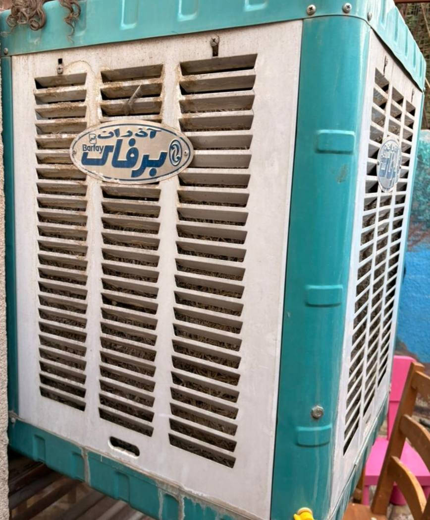 مبردة صغيرة للبيع بالغدير السعر 100 استخدام قليل جدااااا


**إذا كنت صاحب هذا الإعلان وتريد حذفه لأي سبب، رجاءا أرسل رسالة إلى الدعم الفني**