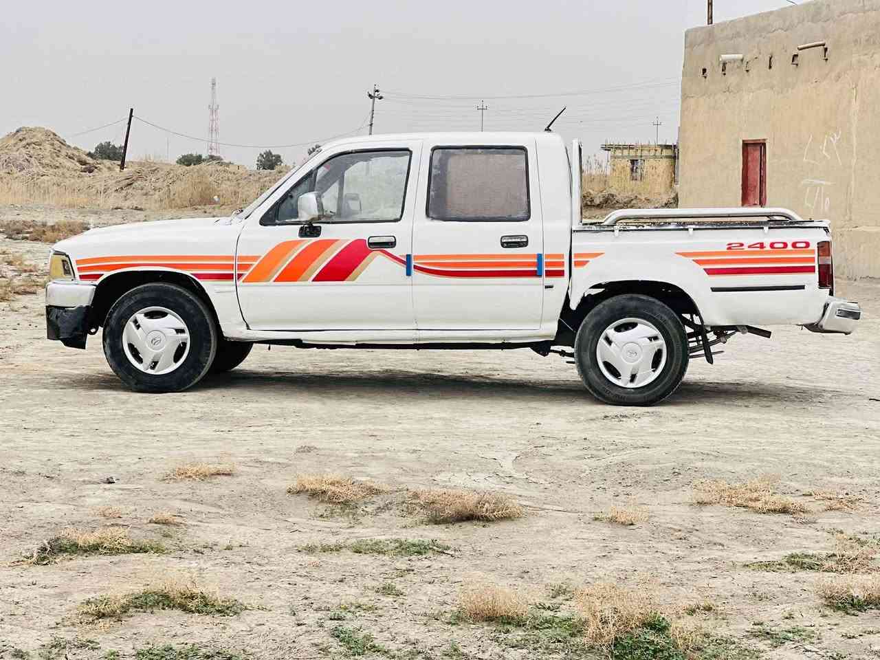 سلام عليكم تيوته 91 رقم قادسيه مشروع وطني شرط تحويل ثاني يوم كير مكفول شاصي لشرط محرك مكفول لشرط جديد مكفولات سياره حلوه نضيفه جاهزه من كلشي ترايك وين ماتريد صبق عام فقط جماليه لادعمه ولا كلبه سعر 38وبيه مجال 
***********
 مكان سماوه الخضر 
بيع او مراوس
