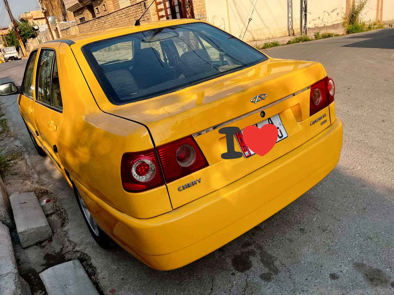 للبيع كوين مديل ٢٠١١ رقم نينوى سياره جاهزه بيها صبغ بوند و صندوك مال تقحيل ما بيها أي ضرار ما يعوزها شي  رقم الهاتف ***********
