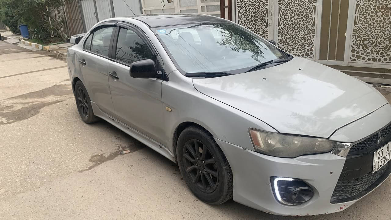 السلام عليكم لانسر قرش 2009 رقم ديالى وارد امريكي محرك 2000 كير محرك تبريد مكفولات
السيارة فول مواصفات فتحه وبصمه وتحكمات 
السياره حادثهة جاملغ امامي وحافه التكمه فوك الجاملغ والسياره مصبوغه عام لون اسمنتي مميز مكان السياره بغداد 
السيارة بيهة نواقص بسيطة السعر 75$
***********
