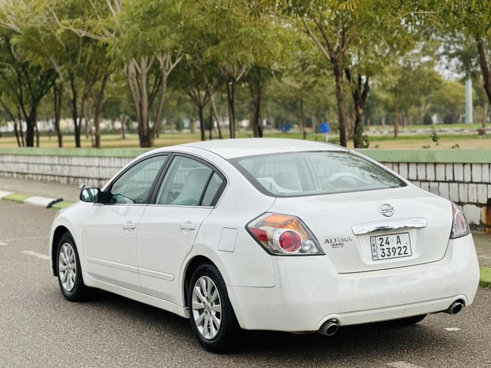 للبيع او مراوس برقم مالي فقط
للبيع او مراوس برقم شمالي فقط 

کوردی - عربی 

*********** 
نيسان التيما 2012 ماشية 173 الف گير و محرك كفالة سنوية جديدة بسمنا جديدة لحد 2031 
السيارة بيه قطعتين بدون دواخل نزلت سونار بالمنشور 
عنوان السيارة قضاء كلار تابع سليمانية 

***********
