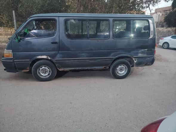 سلام عليكم مكلف هايسه موديل ٩٢ رقم نكليزي سنويه لل ٢٩ مكينه وكير ونجي اوتماتيك مكفولات سياره ١١ راكب تحويل ثاني يوم مصفره سعر ٣٢ وبيه حك جيه للاستفسار الاتصال على الرقم *********** مكان ناصريه قضاء رفاعي
