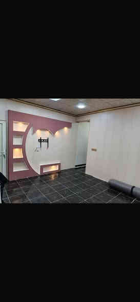 🏘🏘بيت للبيع ديالى خانقين / حي اليكيتي خلف الملعب فرع قبل مدرسة اشتي وكانياو 
طابو صرف طابقين مساحة 100 متر 
واجهة 5 متر والنزال 20 مقابل البيت حديقة بالخريطة 
طابق الاول 
استقبال وصالة داخلية ومطبخ ومجمع صحيات داخلي وخارجي 
طابق الثاني 
2 غرفة نوم واحد ابطن الثاني ومجمع صحيات 
السطح اشتايكر 

السعر / 68 مليون بي مجال بسيط  

للأستفسار اكثر اتصال بالارقام فقط 
***********
***********
مكتب فريا موفق للعقار
