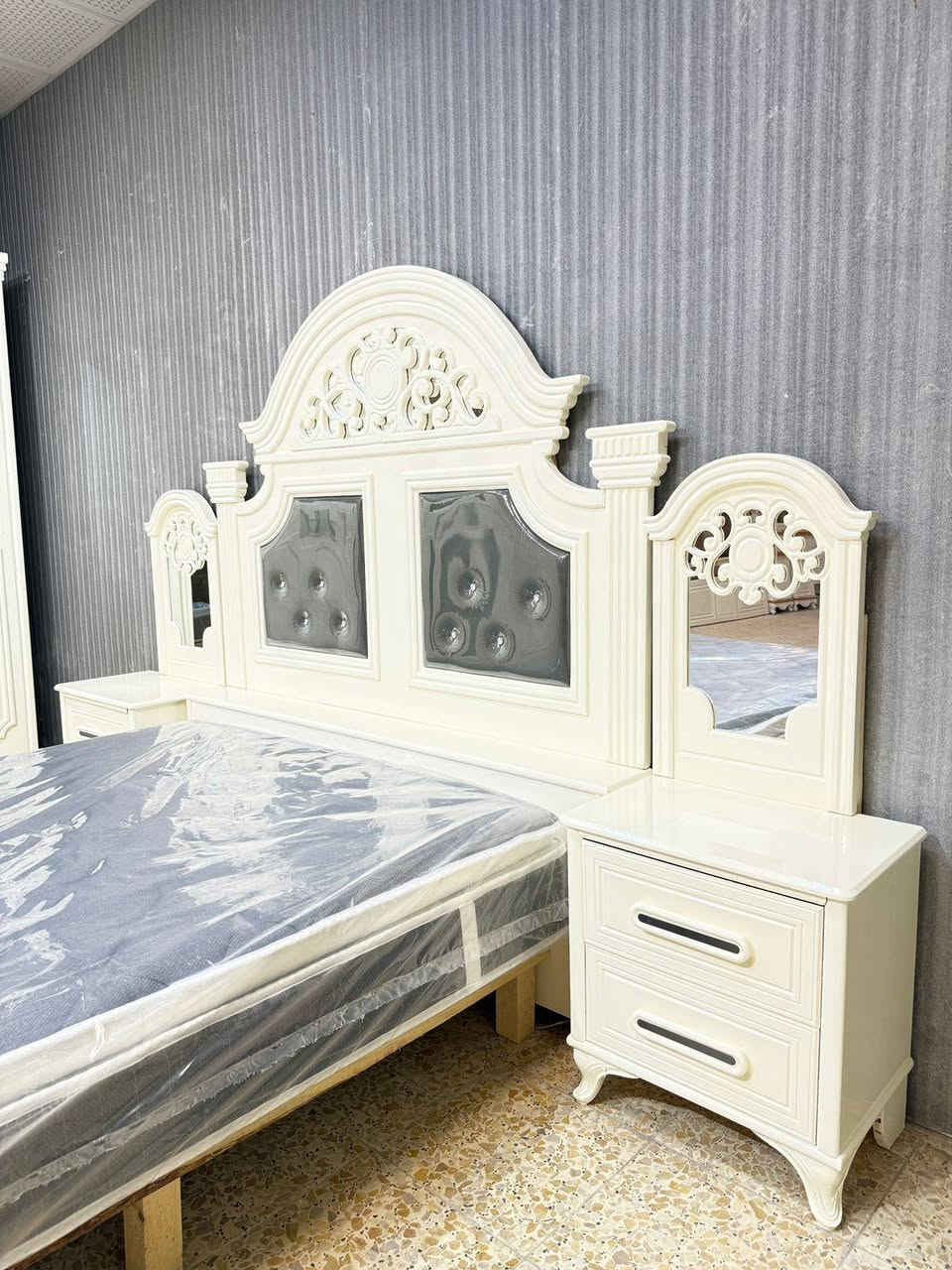 نجارة عراقيه من معملنا الخاص 

جاهزة للحجز والاستفسار الاتصال على الرقم الموجود 
‏ *********** ‏
يتوفر لدينا توصيل كل محافظات العراق
