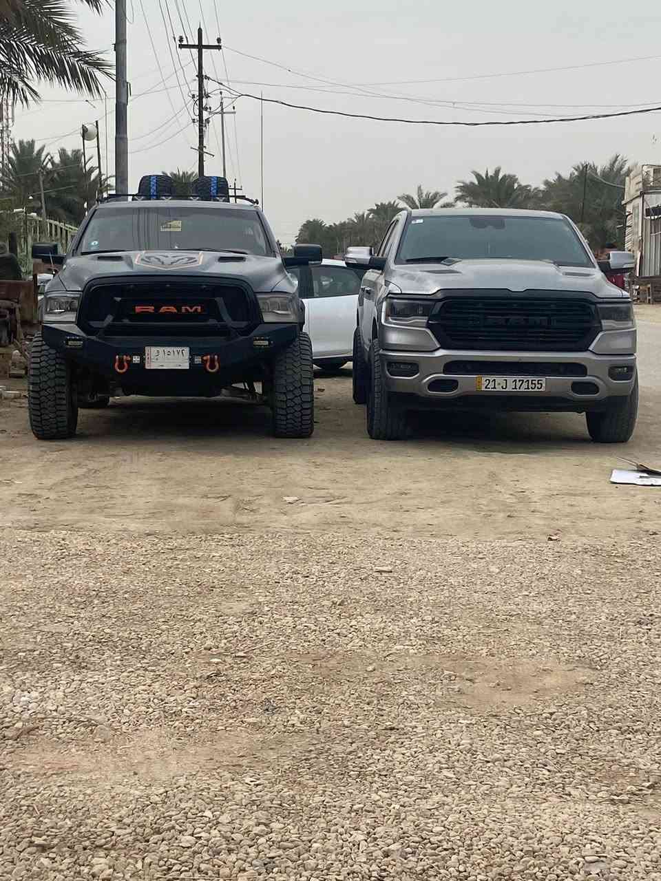 يالله رام ٢٠١٢محدثه ٢٠٢٠بالكامل سياره عليه كت كامل شركت تاب معلايه ٢٠ انج عليه اضفات حلوه من دعميات ثقيل طبلات دبلات اكسل سياره لون رصاصي غير محدد مرشوشه خشن للجماليه قابل للازاله سياره جاهزه مكينه جديده ٤٧٠٠تبريد وياه تخم تاير احتياط ومكينه هم حتياط بيع او مراوس اني حاضر ***********
