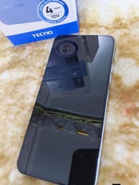 تكنو اسبارك40 • ٢٥٦ • بطارية ٥٢٠٠