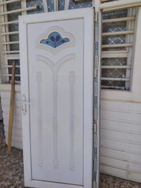 باب PVC • نظيفه جدا