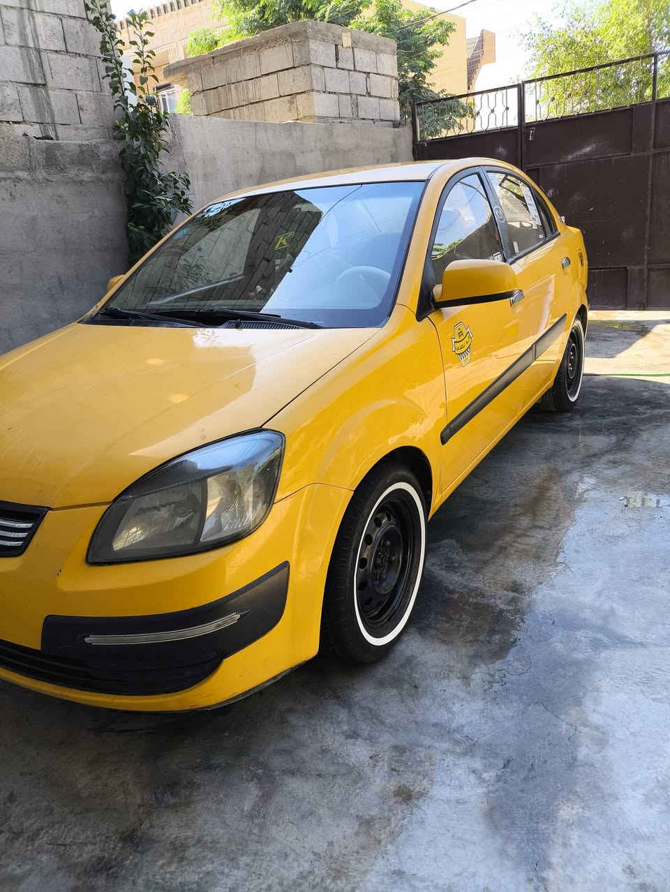 فقط بيع بدون مراوس كيا ريو 2009 رقم ديالى سعرها 82وبيها مجال بسيط  ب اسمي شرط التحويل  سنويه لحد2028ابيع تحويل مباشر بدون وكاله  ضرر جامرلغ السكن فقط بيها تصفيات 4لو5مكنات فقط شي بسيط حيل دفتر بانزين ودفتر غاز  محرك كير اي عيب مابي دوشمه جديدة داخل مرتب سيارة  لايتات لد شادهم ب75شادهم تايرات خط ابيض   *********** مكاني كركوك
