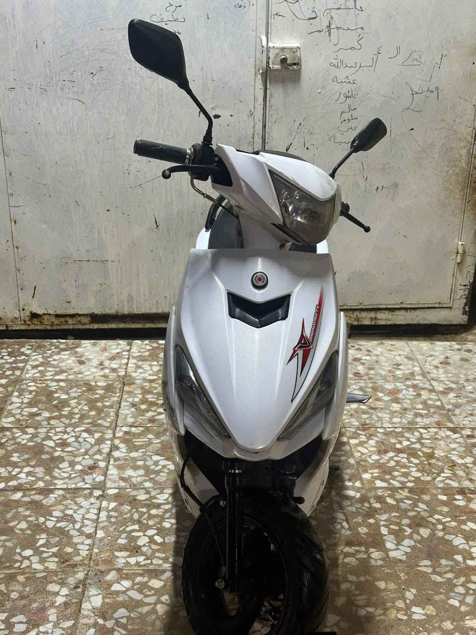 اف اس موديل 2024 محرك 150 فول مجفت جديد لا تنقيص ولا تبخير  
السعر 450 وبي مجال للطيبين
الرقم ***********
