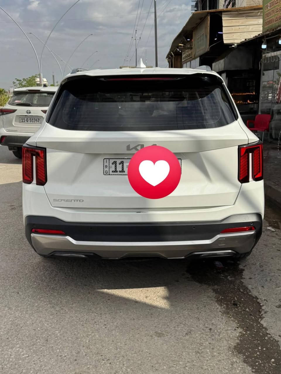 السلام عليكم
سورنتوا موديل 24 بغداد

كفالة عامة حتى من الرصعة كفالة من شخط ورصعة وبارد بالكارتون شرررط 

ماشية 57 الف 

نص فول 

السعر 305 وبيها مجال بسيط 

المواصفات 

6 سلندر 

كراسي كهرباء 

صندوق كهرباء 

قمارة حديد 

ويل 19 

اريل نفگيشن 

هند بريك بصمة 

3 قطع تبريد 

7 راكب 

وبقية المواصفات المعروفة 

مكاني رمادي 

تحويل مباشر

للاستفسار // ‭0782 651 8608‬
