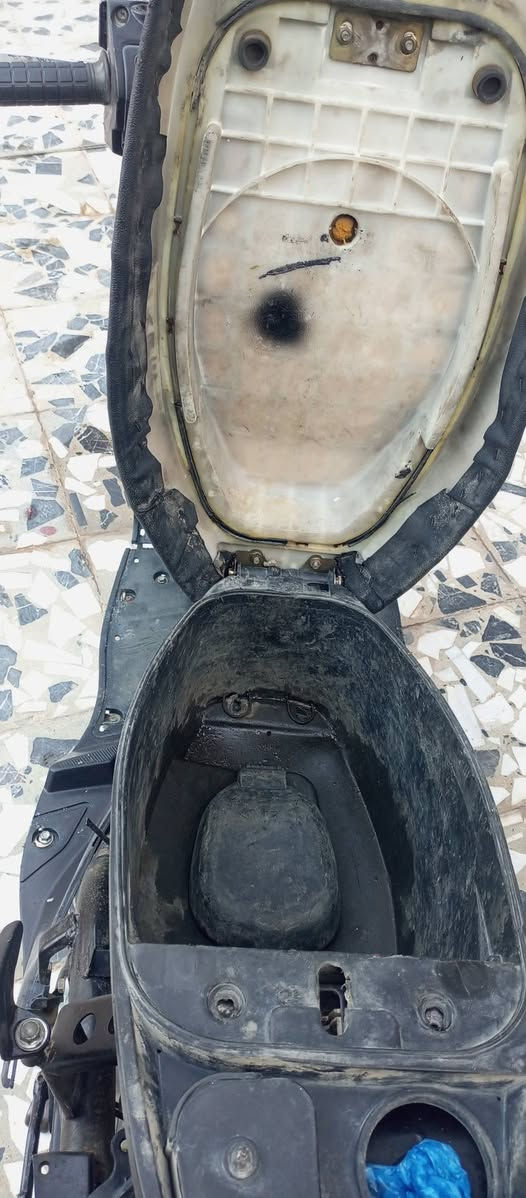 عندي هاي الدراجه للبيع سكنز محرك ماكس صيني دراجه ولا غلطه بس يحتاجلها كفرات وكفراتها رخيصه الدراجه مبدل الها دهن جديد واتكفلك بيها من السرقه السعر 375 الف 
تواصل واتس 
***********
