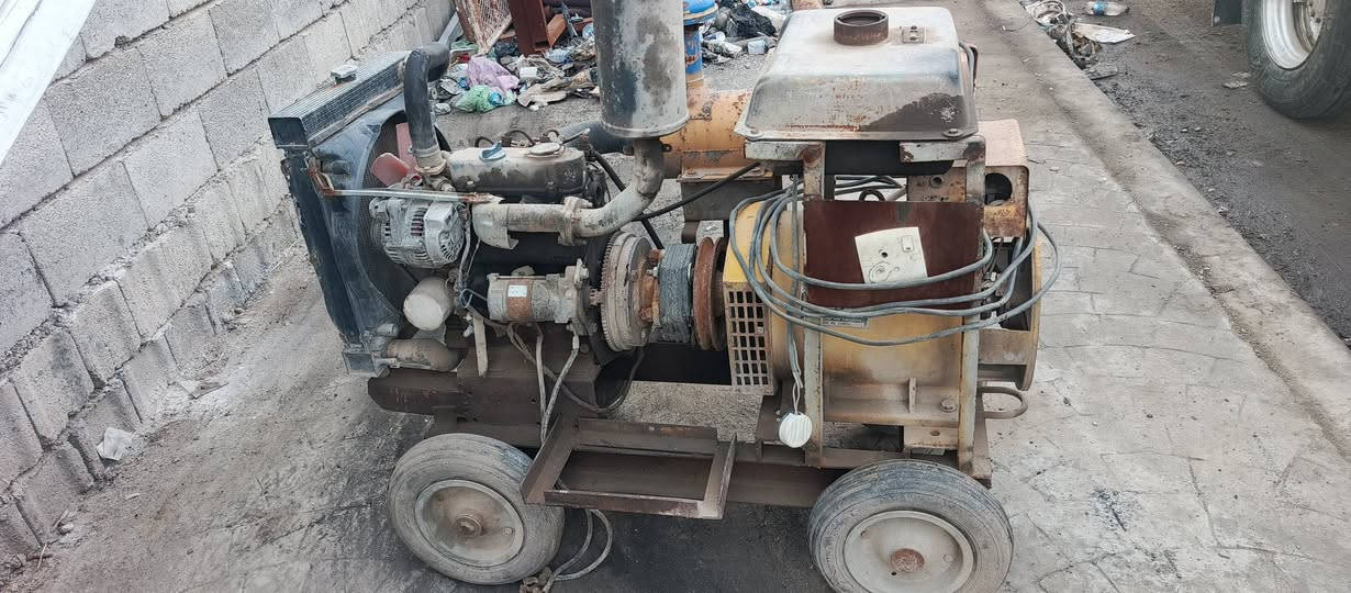 كابوته للبيع نضيف لا بخار ولا صرف نضيف مكانه بلد صلاح الدين *********** سعره مناسب
