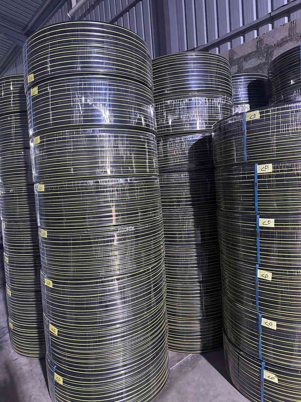 مستمرين بالإنتاج
صوندات دفن جميع القياسات 

***********

انج100 متر وزن 22-28-30-35

تلترباع 100 متر وزن 20-22-25-

نص انج 100 متر وزن 12-15-18

العنوان بغداد بوب الشام الشغل حسب طلب الزبون 

مستعدين لتجهيز كافه الشركات والمحلات التجاريه
