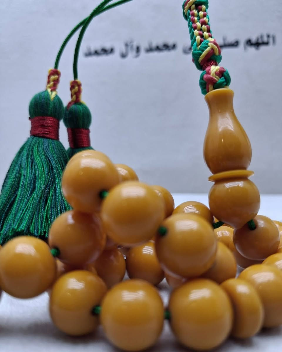 السلام عليكم.. بعد إذن إدارة الكروب والجمهور المحترم.. ✨ مسكي قديم 45 حبه


**إذا كنت صاحب هذا الإعلان وتريد حذفه لأي سبب، رجاءا أرسل رسالة إلى الدعم الفني**
