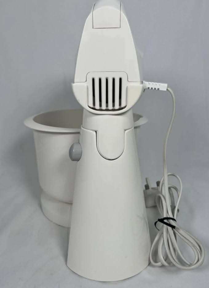 عجانه وخفاقه ماركه كينوود KENWOOD الجهاز باله جاي من بريطانيا اصلي نضيف جدا خمس سرعات حوض دوار السعر على الخاص


**إذا كنت صاحب هذا الإعلان وتريد حذفه لأي سبب، رجاءا أرسل رسالة إلى الدعم الفني**