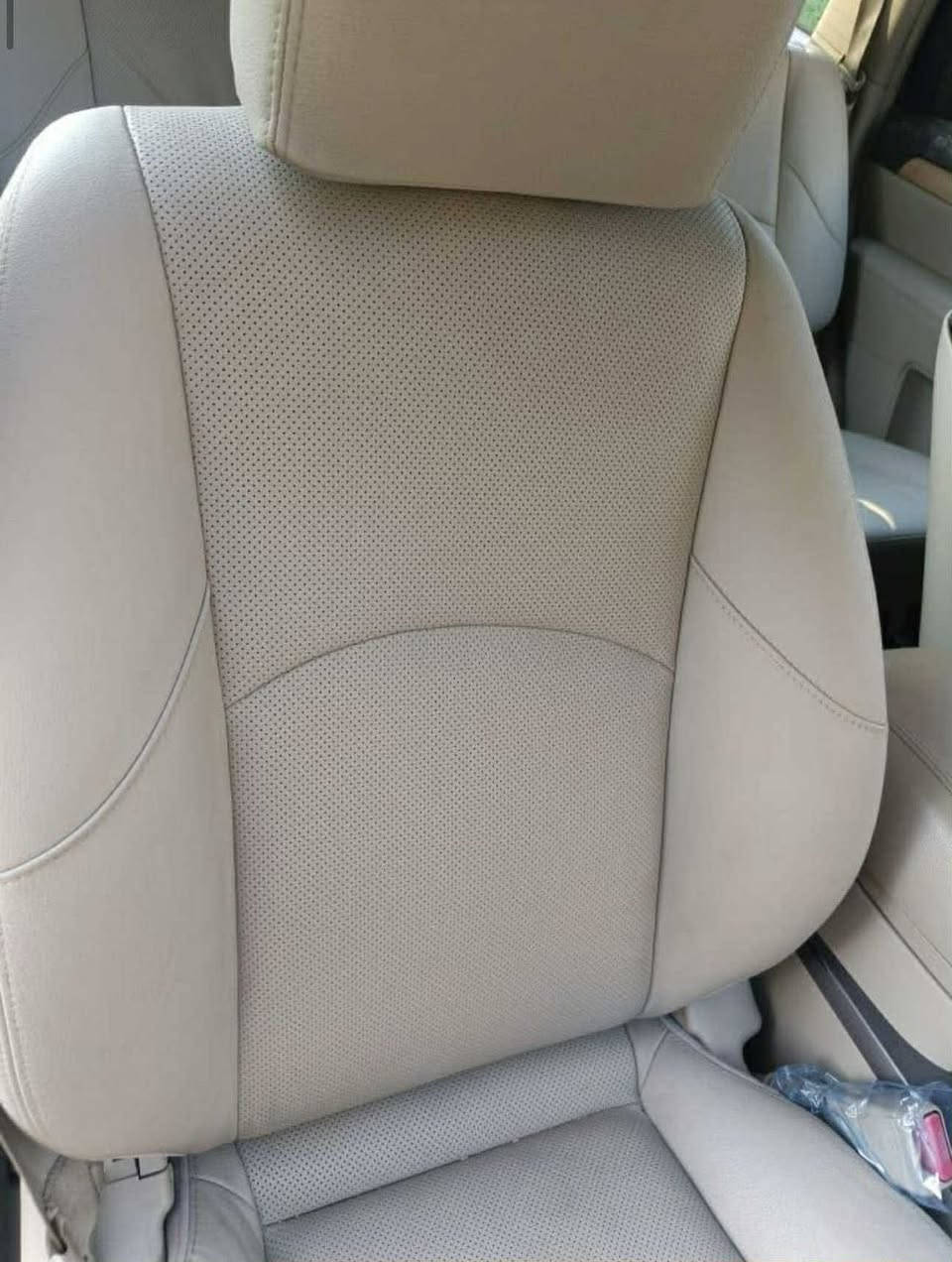 السلام عليكم
للبيع فقط بدون مراوس

للبيع موهافي استلام الشركة الدولية العراقية، موديل 2013.ماشية: ٦٣ الف ،المواصفات: أعلى فئة VIPبل موهافي
السيارة، مكفولة لا ضربة ولا صبغ ولا حادث، حتى بلاستك مواصفات الشركة الدولية العراقية بصمة تشغيل الأبواب فتحة سقف كشنات ميموري خزن ميموري كشنات كهرباء تدفئة كشنات كشن جلـد تحكمات ستيرن باب خلفي شفط
مراي قلب مكينة بلا دخان أو صرف محرك 3800 6 سلندر
بدون بخار أو صرف أو فتح السعر190
📍مكانها موصل 
للاستفسار***********
