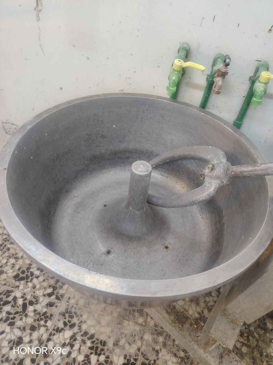 السلام عليكم الي بل صوره البيع 
العنوان بغداد المشتل الرقم ***********
غير متواجد عل الفيس بكلف بل نشر العنوان بغداد المشتل الرقم ***********
غير متواجد عل الفيس بكلف بل نشر
