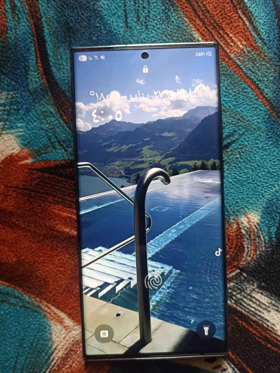 السلام عليكم البيع الترا S23 مكفول من عطل وتصليح وتبديل بي فقط فطر بل كلاس ما مأثر ابد سعره 575 الف وبي مجال  مكاني بابل حله تواصل واتساب ***********
