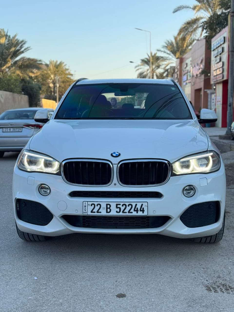 � للبيع | BMW X5 M Package 2016 🔥

✨ هيبة ألمانية • محرك N55 المرغوب • فول مواصفات ✨

🚘 نعمان أوتو | Numan Auto
ثقة التعامل • جودة السيارات

━━━━━━━━━━━━━━━

📊 الموديل: 2016
⚙️ المحرك: N55 3000cc Turbo – 6 سلندر (النسخة المرغوبة)
🏁 الفئة: M Package (كت M بلادي)
📈 الممشى: 199 ألف كم
📄 الوكالة: العروش (Clean وكالة)

━━━━━━━━━━━━━━━

💎 أهم المواصفات:

✅ محرك N55 القوي والمعروف بالاعتمادية
✅ كت M بلادي الأصلي
✅ فول مواصفات
✅ فتحة سقف بانوراما
✅ داخلية جلد فاخرة
✅ تشغيل بصمة + دخول ذكي (Smart Key)
✅ شاشة iDrive
✅ كاميرات + حساسات
✅ وضعيات قيادة متعددة (Sport / Comfort / Eco Pro)
✅ باب خلفي كهربائي
✅ جنوط M رياضية

━━━━━━━━━━━━━━━

🛠 الحالة بكل شفافية:

✔️ بدون صبغ، فقط بارد في الصندوق
✔️ الدعاميات صبغ فقط
✔️ نظافة عالية جداً
✔️ جاهزة للفحص شرط الفحص

━━━━━━━━━━━━━━━

📍 الموقع: بغداد
📞 ***********
📲 واتساب / اتصال

لأصحاب الذوق الرفيع، سيارة تجمع بين الأداء، الفخامة، والاعتمادية، وجاهزة للاستخدام مباشرة.

#BMW #BMWX5 #X5 #BMWF15 #N55 MPackage نعمان_أوتو بغداد العراق سيارات_للبيع بعقوبة, ديالى

