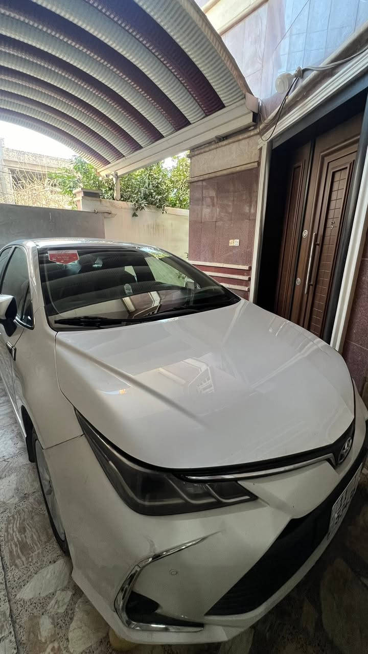 سلام عليكم
كورلا ساز 2022 بانزين فول عدى الفتحه ماشيه 108 الف تبريد قطعتين مكفوله من الصبغ او التبديل بيها فقط بارد و كم ملاحظه كير محرك مكفول 
مكاني بغداد الكاظمية جكوك
***********
سعر 158 ورقه و بيها مجال بسيط
