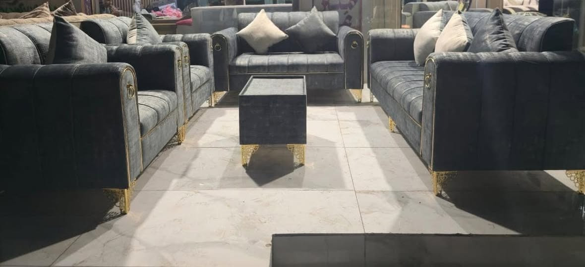 ⏳🔥 عرض خاص لفترة محدودة 🔥⏳
🚨 لا تفوّت أقوى عروض الكنب الفاخر لهذا الموسم 🚨

🛋️ طقم كنب VIP درجة أولى
فخامة استثنائية… جودة عالية… وتصميم ملكي من الآخر 👑

حوّل منزلك إلى عنوان للرقي والأناقة مع طقم كنب فاخر يجمع بين الراحة، الجمال، والمتانة 💯

✨ يتكون الطقم من:
▪️ كنبة 3 نفر
▪️ كنبة نفرين
▪️ 2 كنب نفر
▪️ طاولة (ماسة)

💎 خامات فاخرة وتشطيب راقي
🛡️ ضمان 10 سنوات موثق رسميًا في الفاتورة

💰 السعر الحصري: فقط 140,000
⚠️ الكمية محدودة جدًا والعرض لفترة محدودة فقط!

📍 الموقع: صنعاء - الحصبة
📞 للتواصل: 770743754
📲 واتساب مباشر: https://wa.me/967784500796

🚚 توصيل لجميع المحافظات بأقل الأسعار

🔥 أسرع بالحجز الآن قبل انتهاء العرض… الفخامة بهذا السعر لا تتكرر 🔥
#عرض_خاص #كنب_فاخر #تخفيضات #اثاث #صنعاء


**إذا كنت صاحب هذا الإعلان وتريد حذفه لأي سبب، رجاءا أرسل رسالة إلى الدعم الفني**