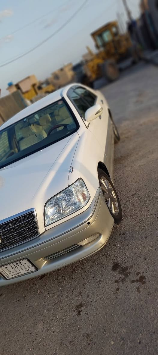 سلام عليكم ملكه موديل 2001كرستال اصل4دكم اصل محرك ففتي شاصي 71مكفوله كفاله عامه تحوير عارف العيساوي جوه وفوك السياره بعد احلا من الصور 4كشنات كهرباء تبريد وتئدفئه شغاله مرايات شفط وهيتر وبعدبيه هواي مواصفات رقم 《بغداد مميز تحويل ثاني يوم 》المكان بغداد الرصافه الثانيه السعر خابر على رقم ***********

