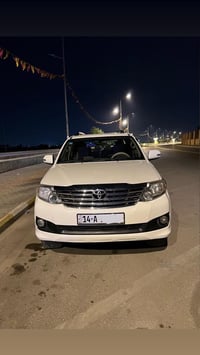 فورتشنر • ٢٠١٣ • ٤ سلندر ٢٧٠٠