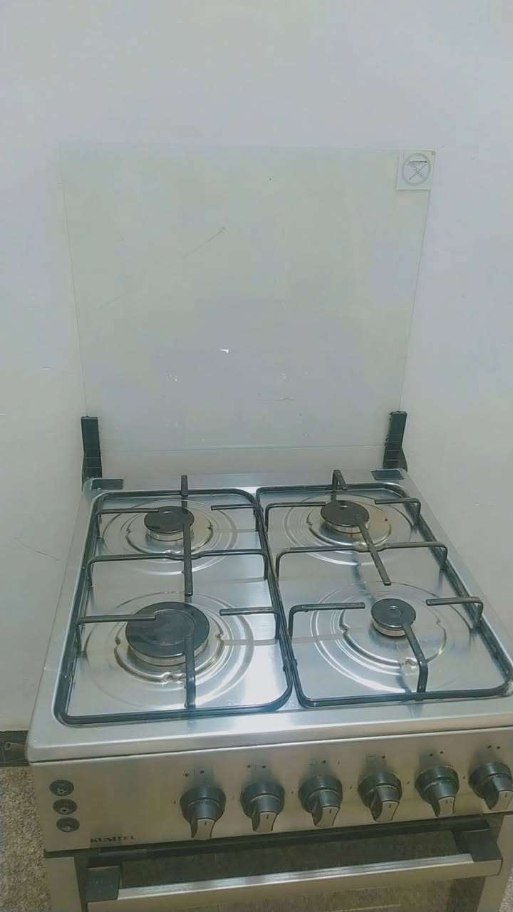 طباخ جديد استخدم يوم فقط لبيع حله


**إذا كنت صاحب هذا الإعلان وتريد حذفه لأي سبب، رجاءا أرسل رسالة إلى الدعم الفني**