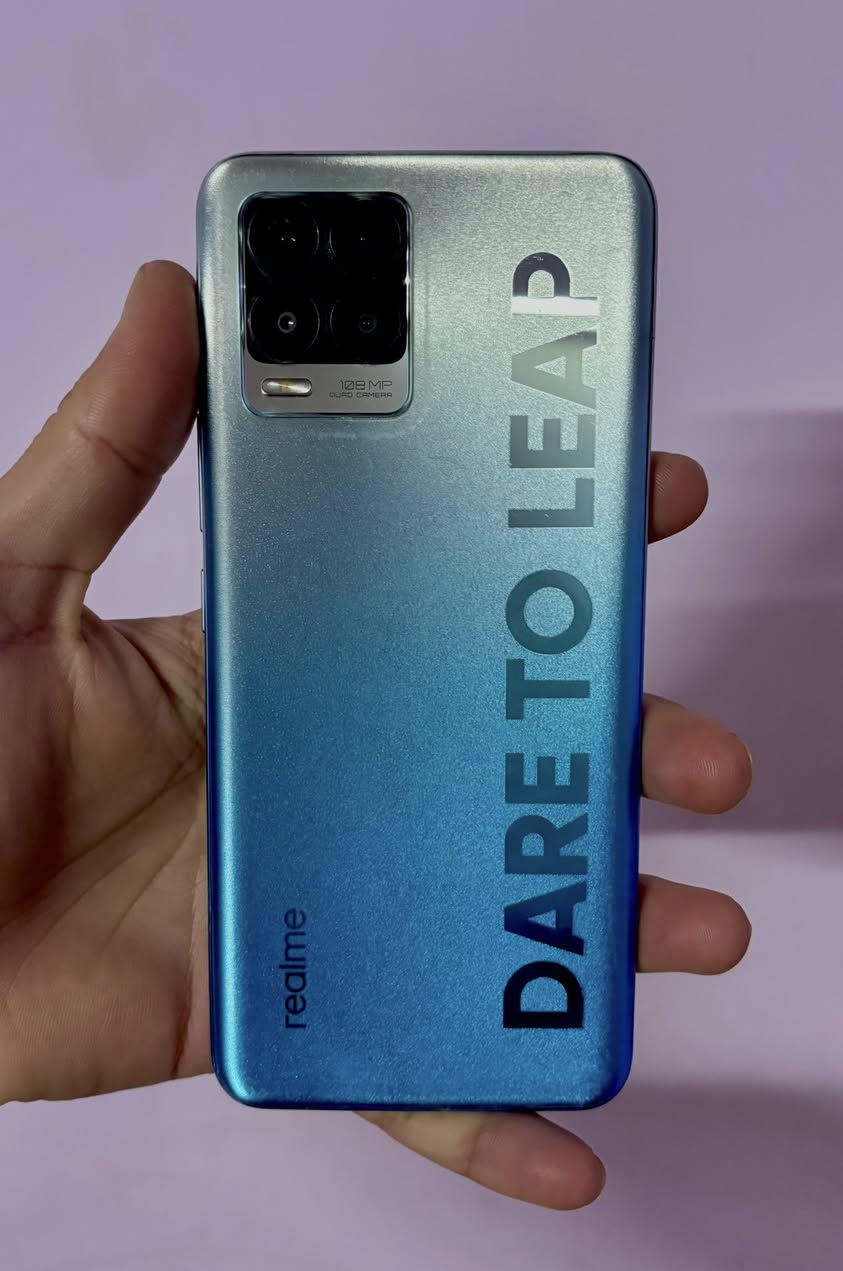 ريلمي 8 برو  , ذاكره 128 رام 16
جهاز مابي عيب كله شغال ونضيف /مواصفات قويه 
شحن تايبسي سريع / شاشه 90 هرتز سلس / معالج قوي
السعر (65) قفل / اتصل او واتساب ***********
