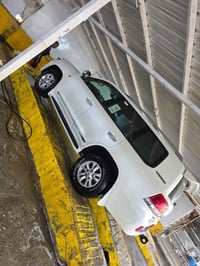 لاندكروز • ٢٠١١ • جي اكس ار