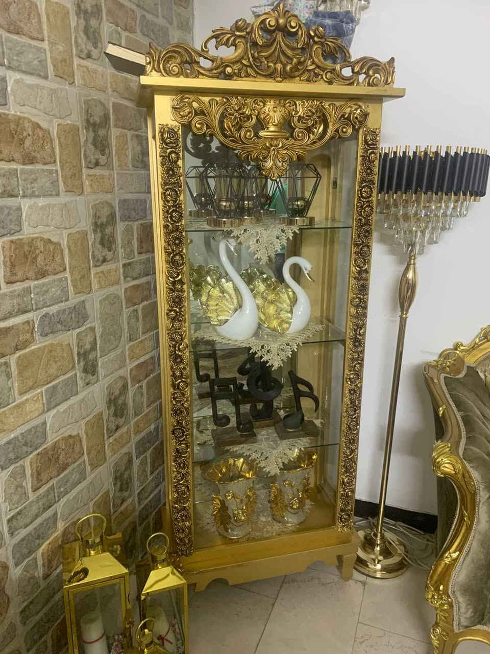 ثريات والبراكيتات وتيبلام ٢٥٠ المرايا ٦٠ الفاترينه ٦٠المكان  الطويجي جوه الجسر بغداد, العراق


**إذا كنت صاحب هذا الإعلان وتريد حذفه لأي سبب، رجاءا أرسل رسالة إلى الدعم الفني**