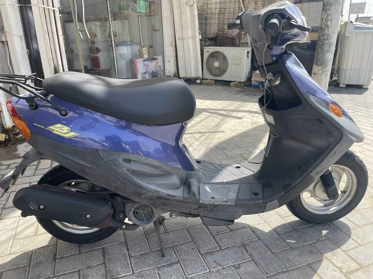 الشراي يتصل غير متواجد عل نت اخوان👍
حاويه ليس مستخدم دراجه بيجي فحل  

مكينته كارتون نهضه ومشي فول 
شوته كابريتر كزوز اصلي تواير جدد 
مكاني سماوه تقاطع حي العسكري قرب مطعم ساطور
(***********)
(***********)
